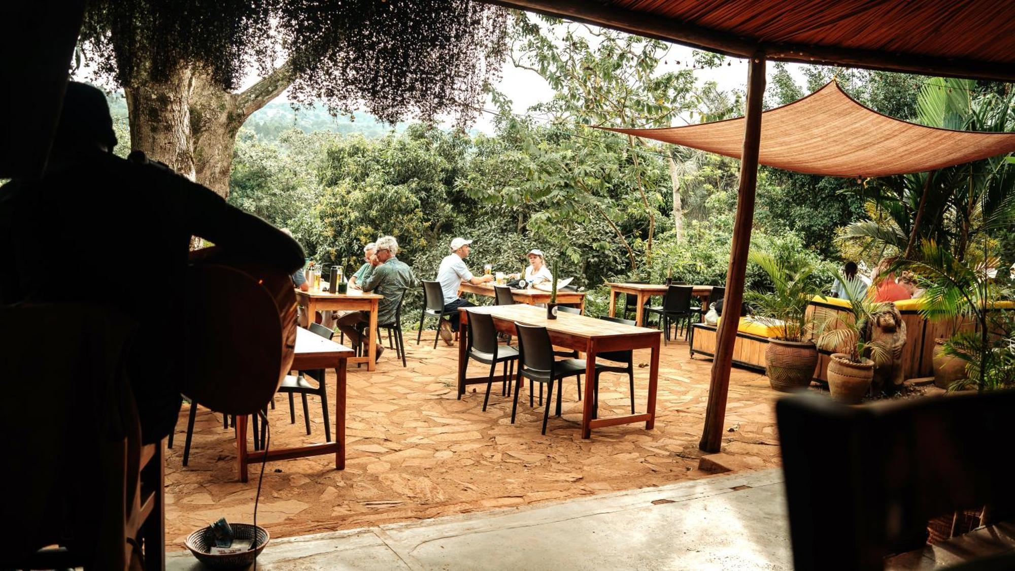 Viavia Entebbe Hotel Exterior photo