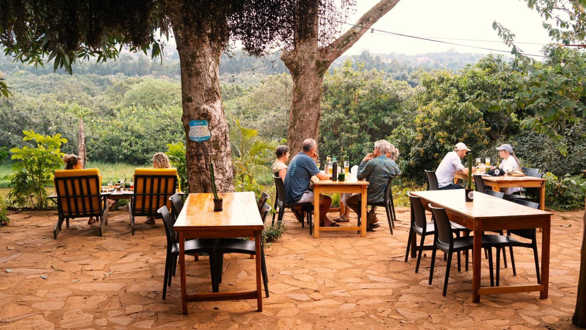 Viavia Entebbe Hotel Exterior photo