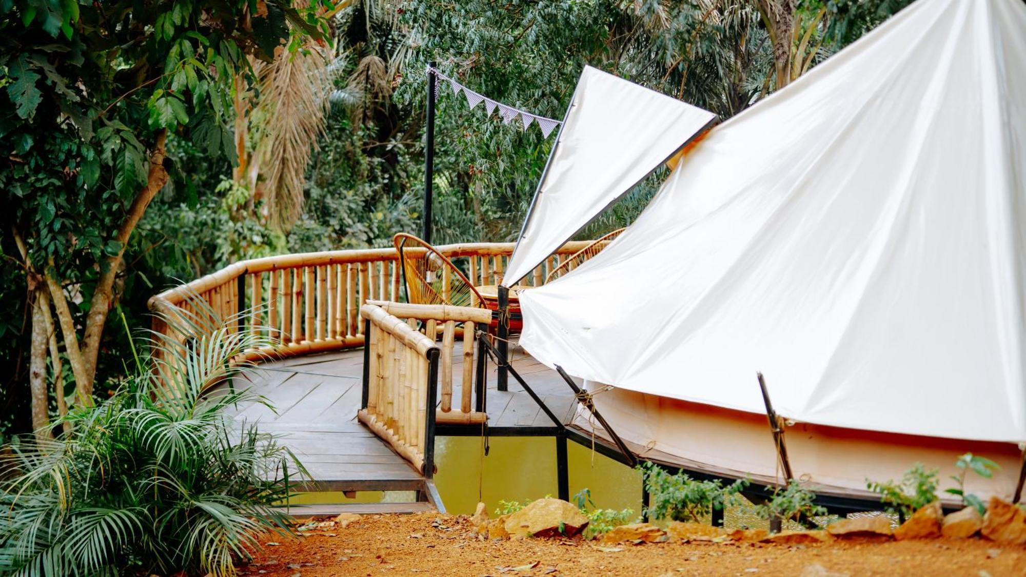 Viavia Entebbe Hotel Exterior photo